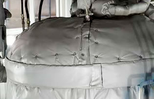 可拆卸封頭<a href=http://www.guanjiekang.com/e/tags/?tagname=%E4%BF%9D%E6%B8%A9%E9%9A%94%E7%83%AD target=_blank class=infotextkey>保溫隔熱</a>套